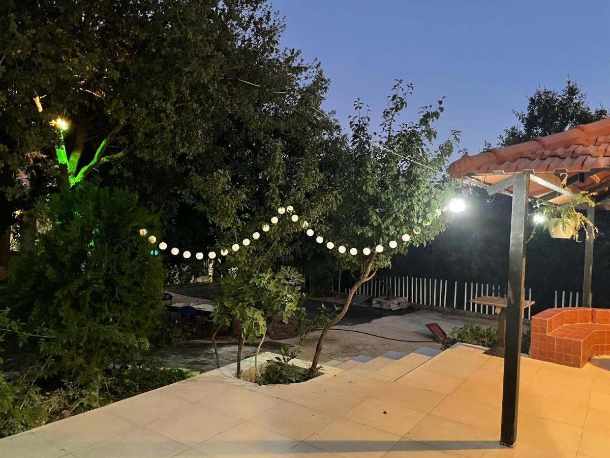 Beit Mema Villa Ad Dahr Bagian luar foto