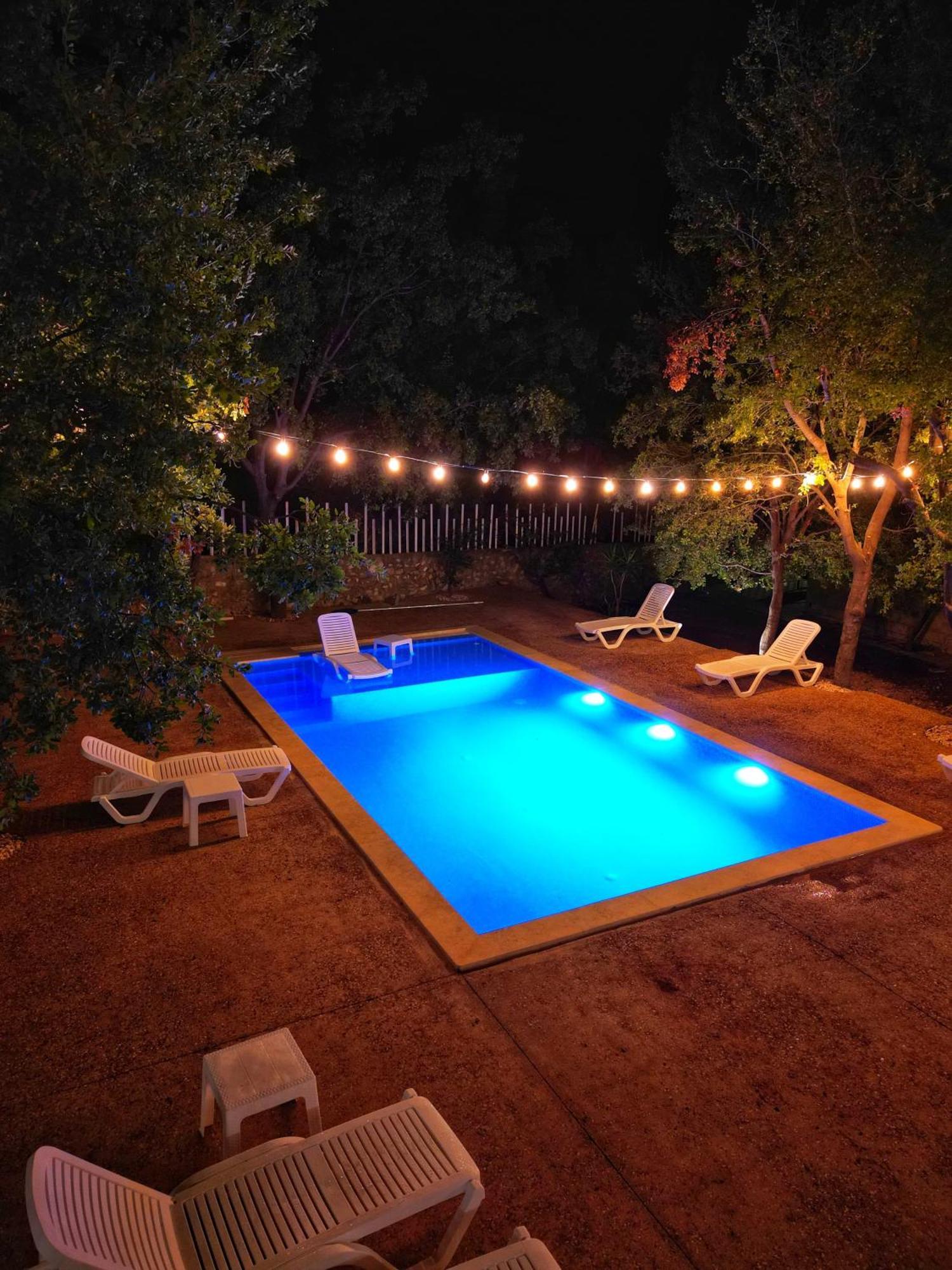 Beit Mema Villa Ad Dahr Bagian luar foto